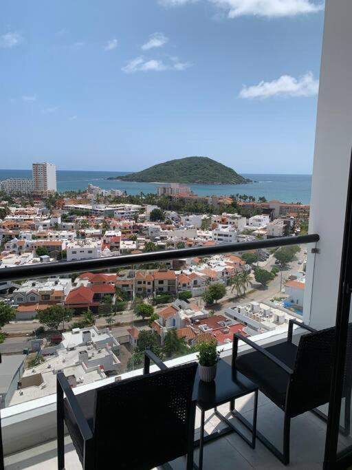 Departamento Moderno Con Vista Al Mar * Mazatlán